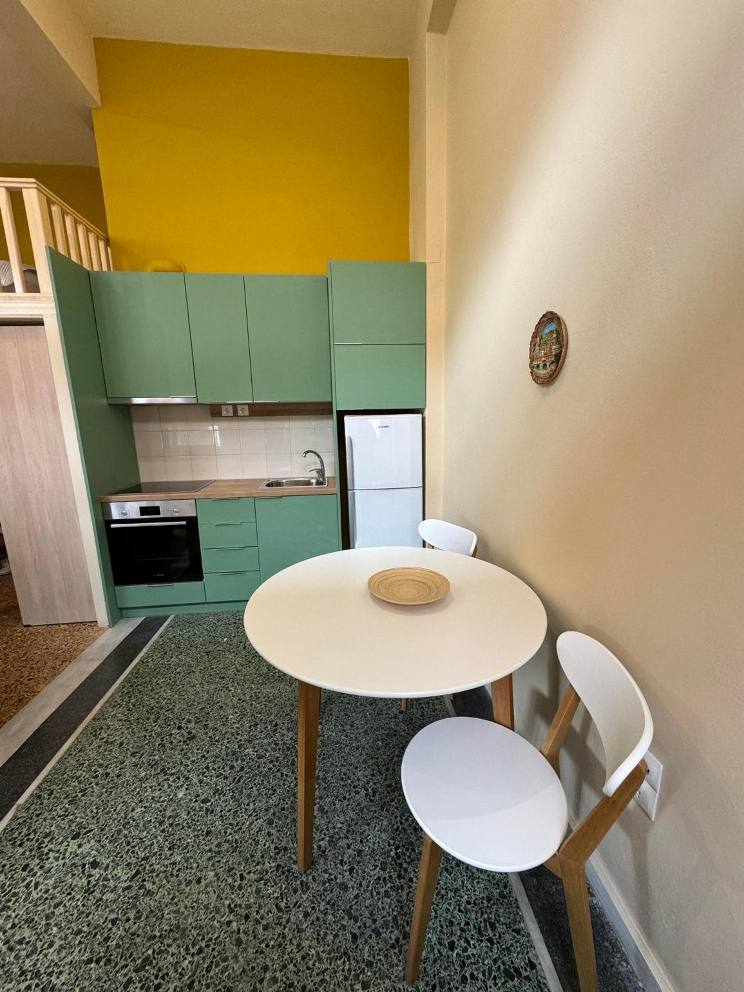 Nest Apartment